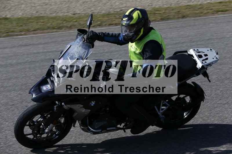 /01 02.04.2026 MAZ ADR/Gruppe gelb Gruppe gruen/Instruktoren